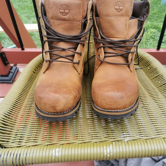 Timberland Boots - Picture 3 of 7
